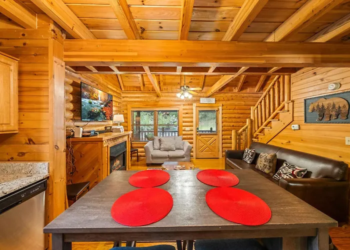 Alpenhaus Cozy Log Cabin - 2 Bedrooms, Hot Tub, Amazing Location!